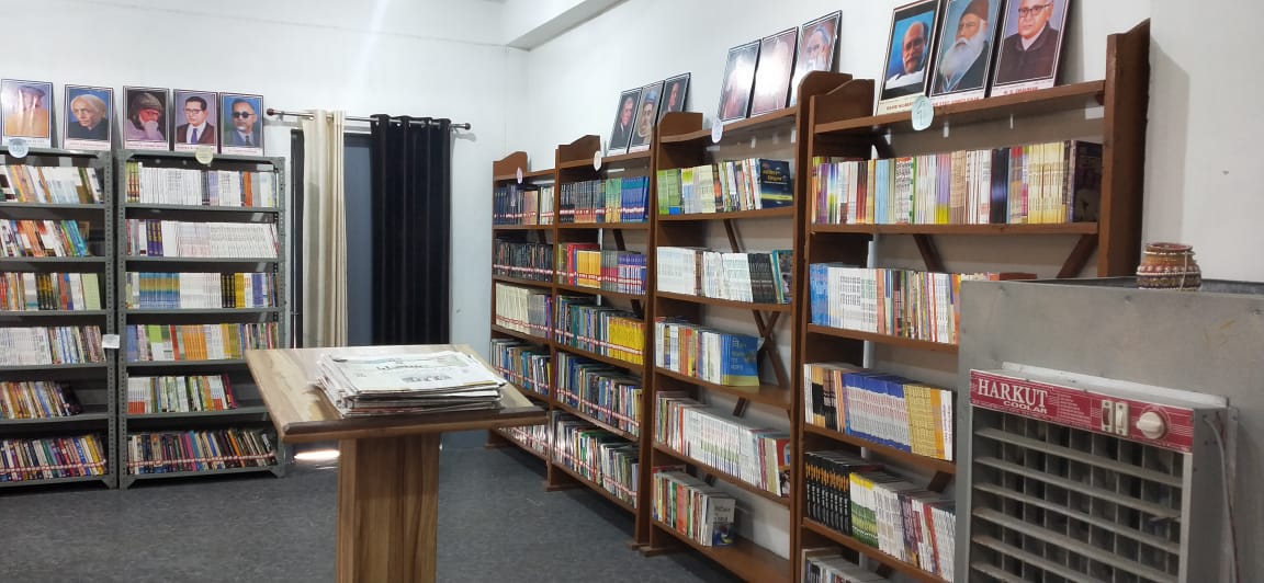 Library of Jamia Urdu College of Education